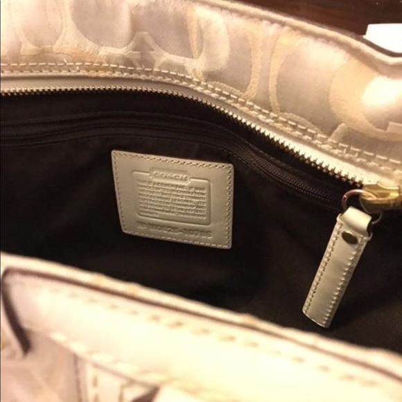 Coach purse and wallet - Picture 2 of 3